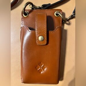 Patricia Nash Tan Leather Crossbody Phone Wallet- COA INCLUDED